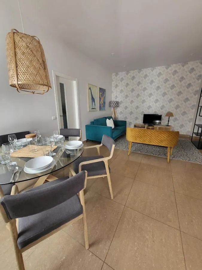 Apt Centrico, A Pie De Calle. Sevilha